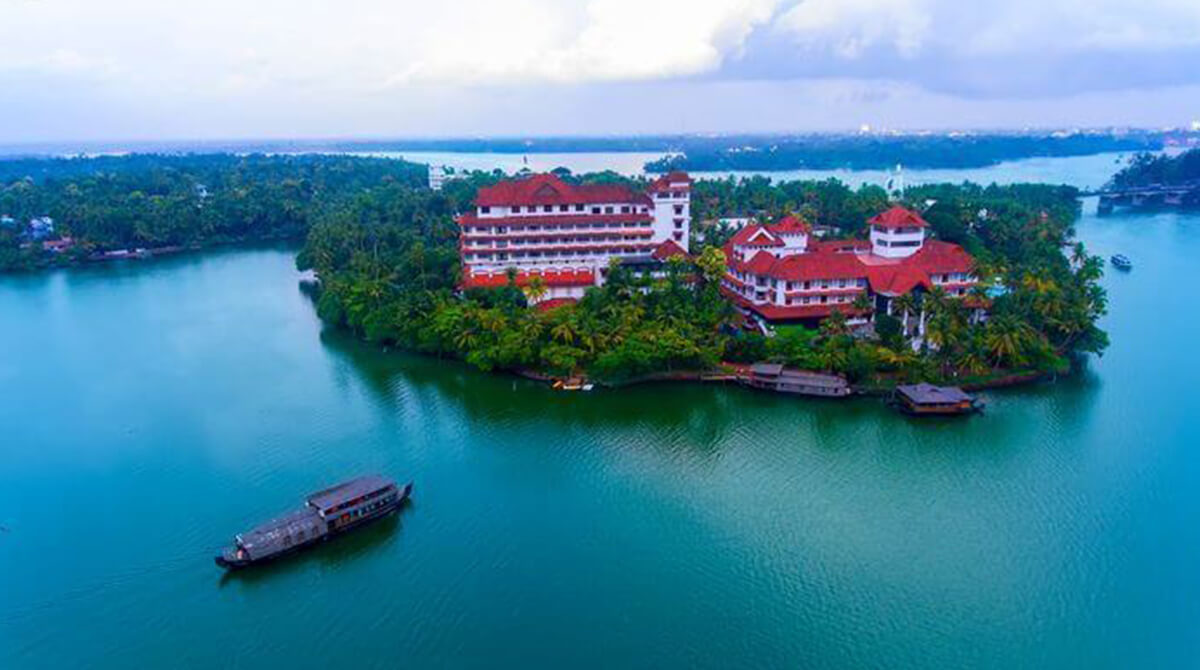 Backwater Resorts In Kollam