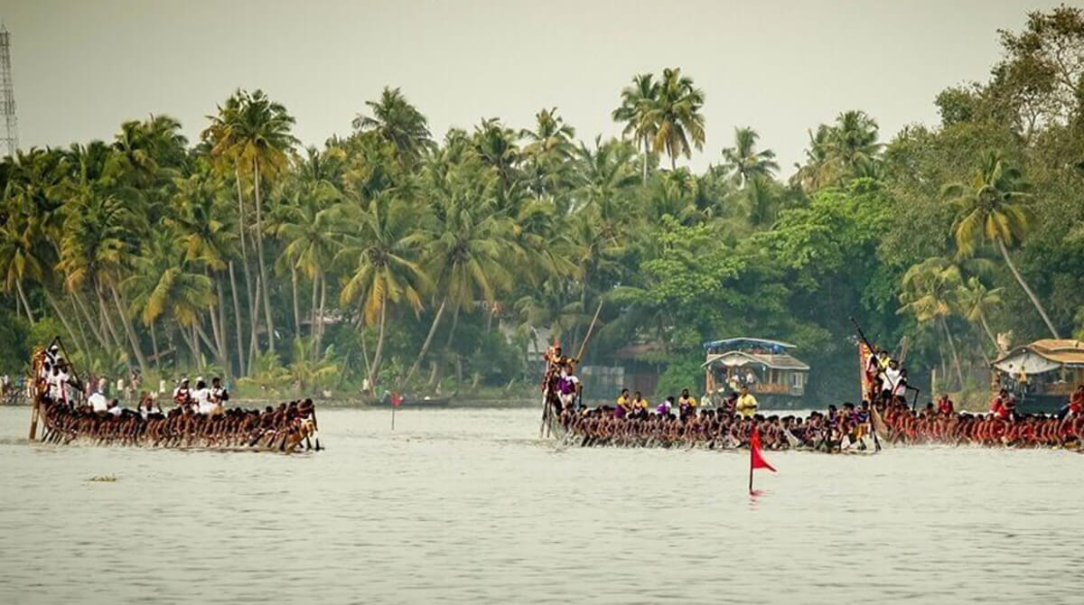 Famous Snake Boat Races in Kerala