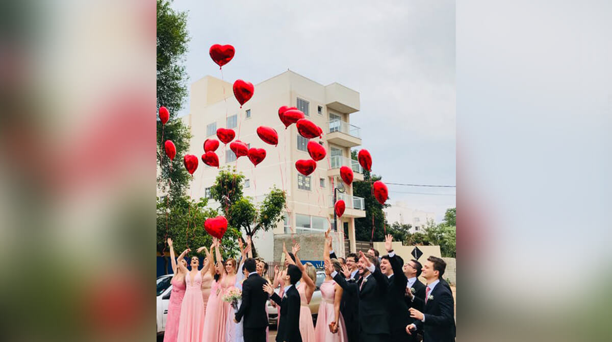 Indoor Vs. Outdoor Weddings