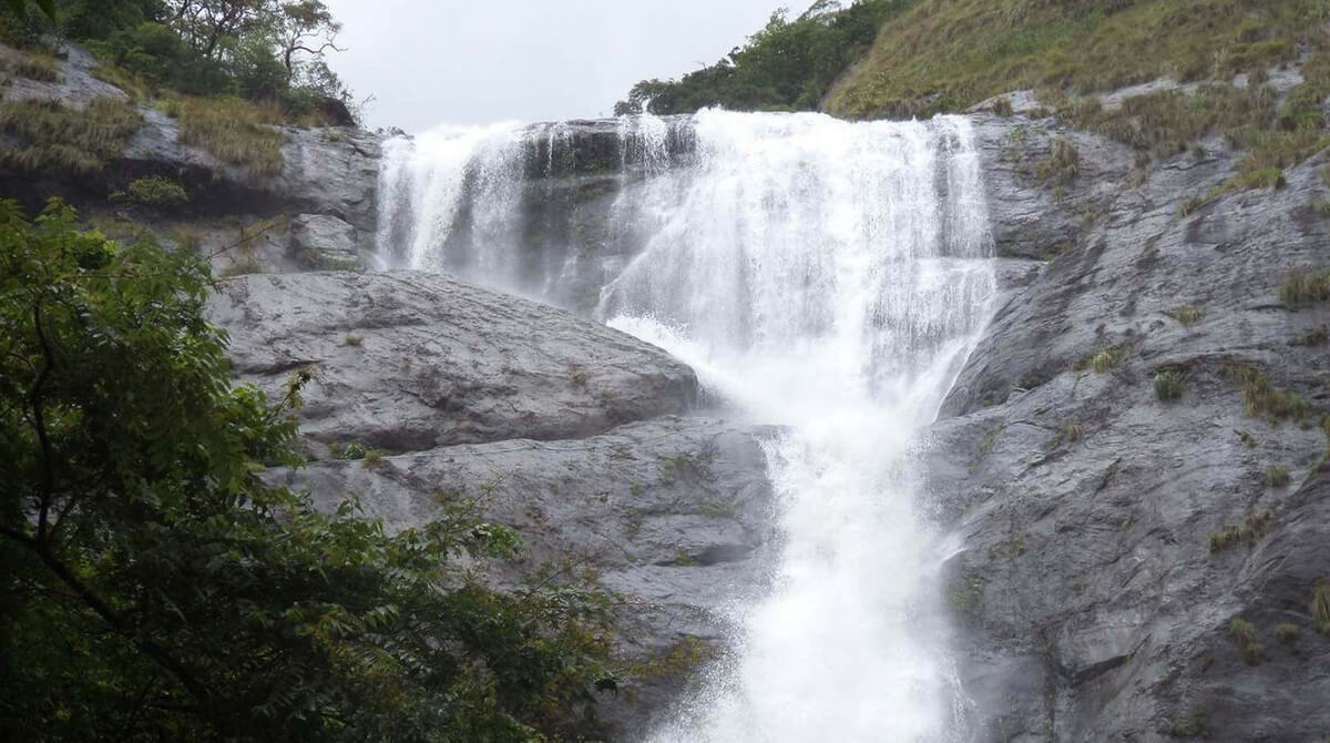 Palaruvi Waterfalls